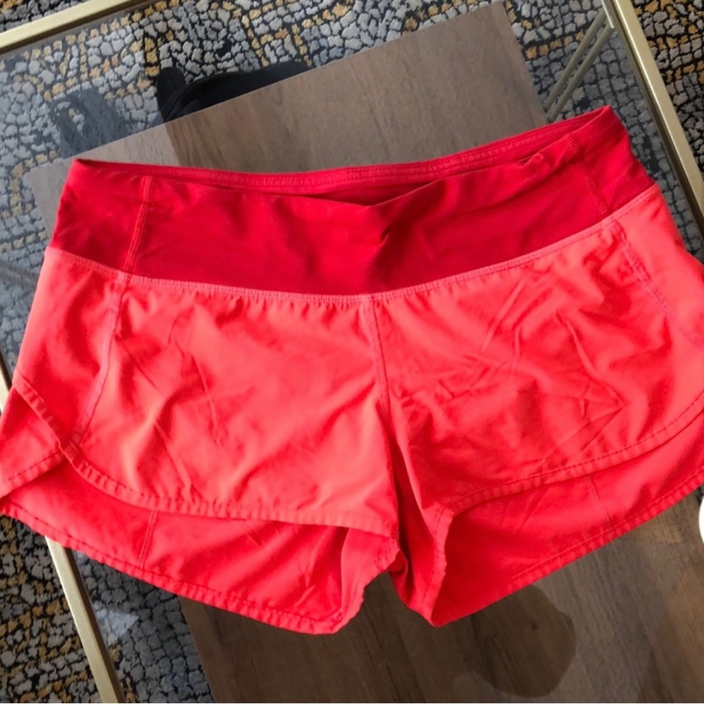 Lululemon speed up 2.5 low rise shorts - Picture 1 of 3
